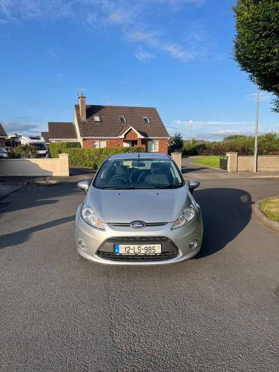 2012 Ford Fiesta - Image 1