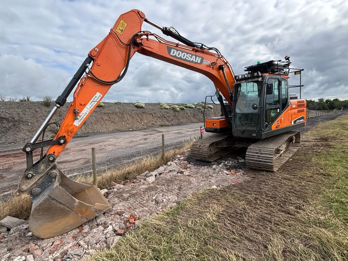 2020 Doosan 140 - Image 3