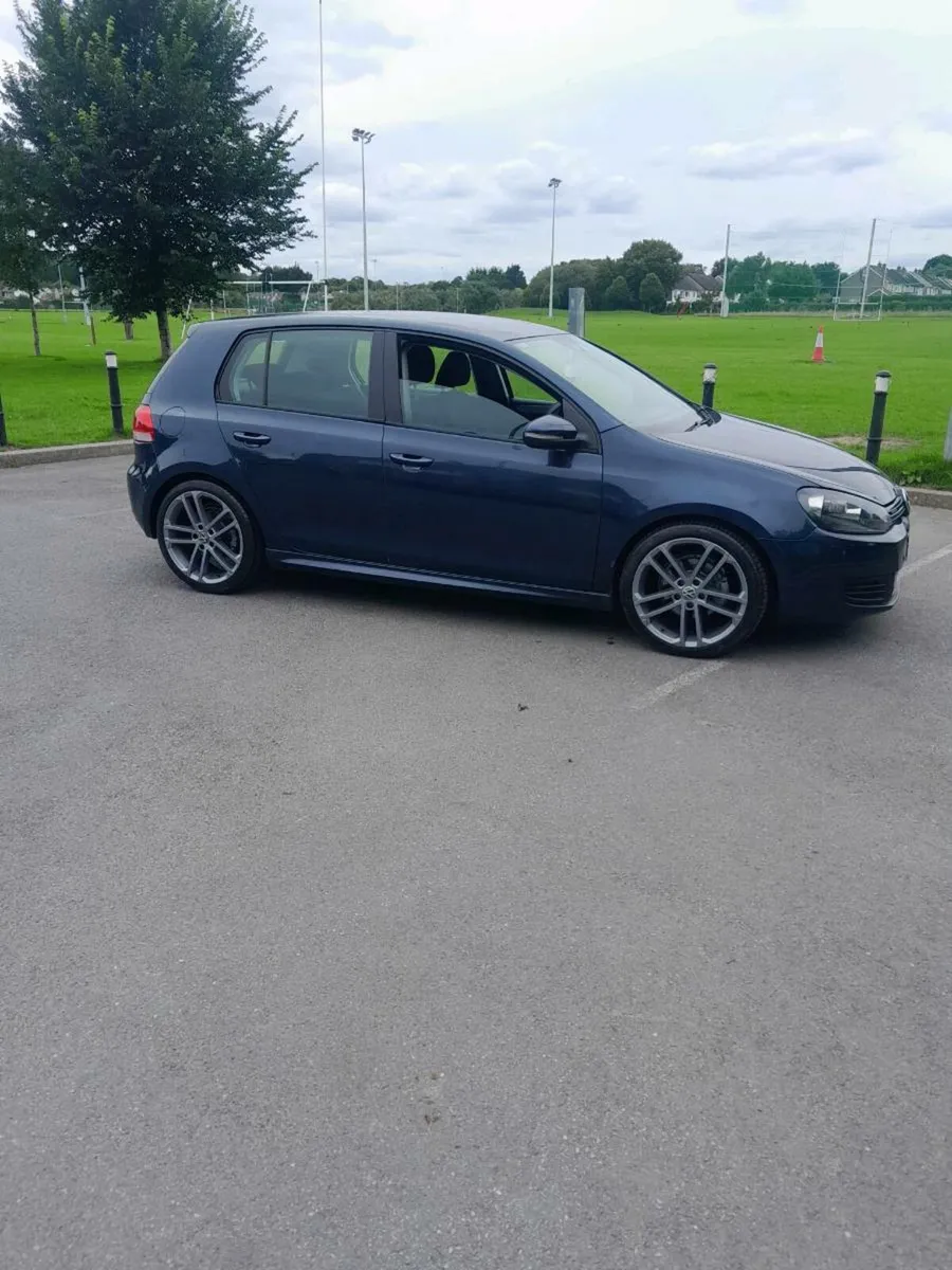 Volkswagen Golf - Image 1