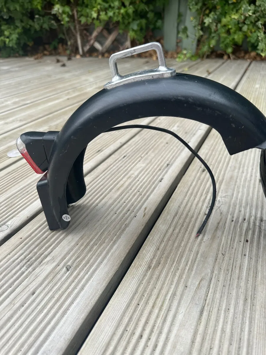 Electric scooter - Image 3