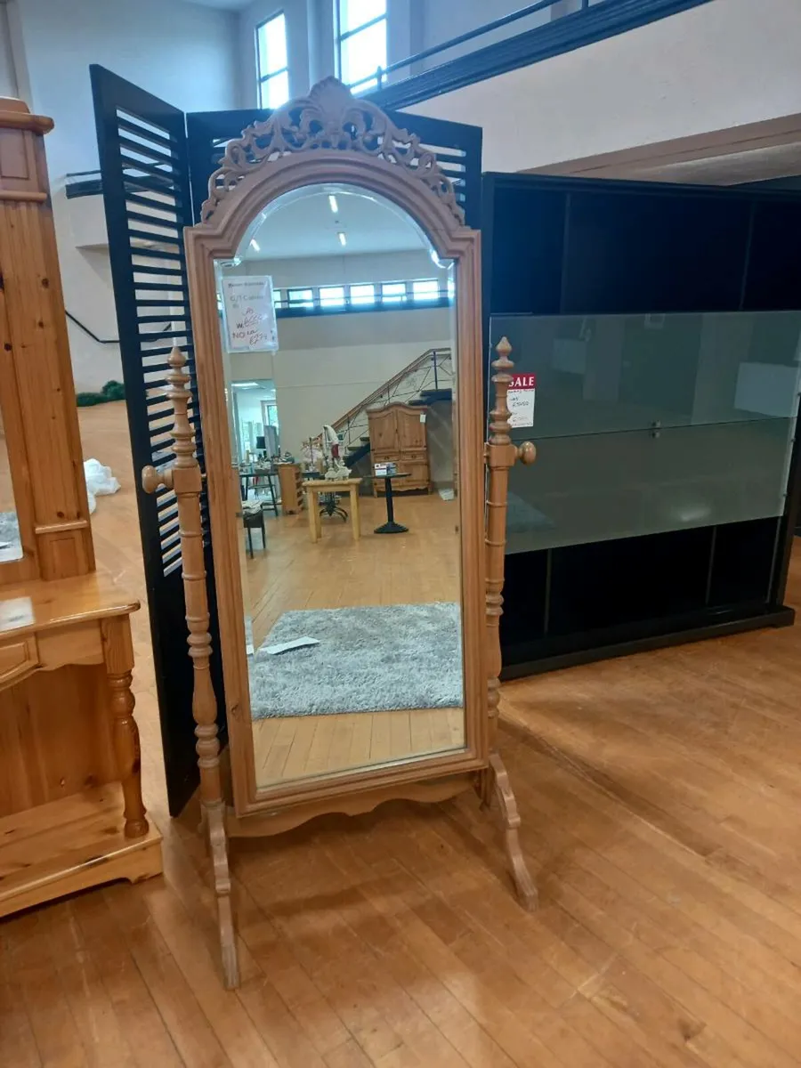 Cast iron fireplaces.  New. Huge discount - Image 3