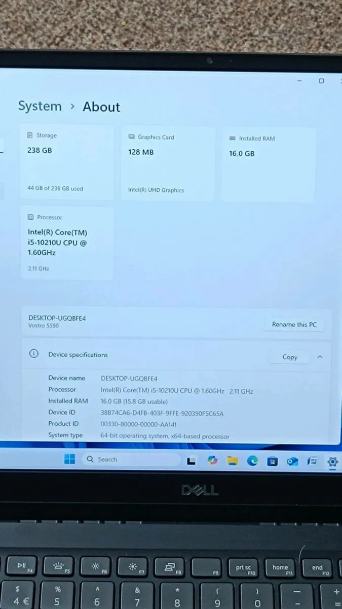 Dell Vostro 5590, i5 10th 16Gb - Image 3