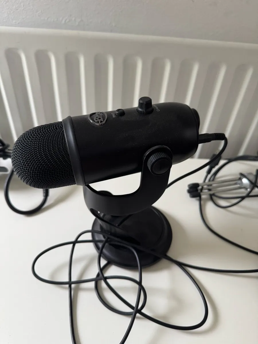 YETI usb streaming microphone - Blackout - Image 2