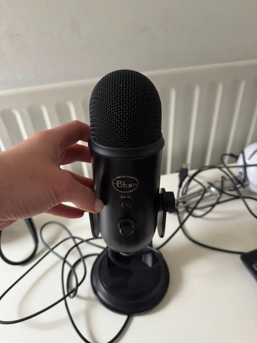 YETI usb streaming microphone - Blackout - Image 4