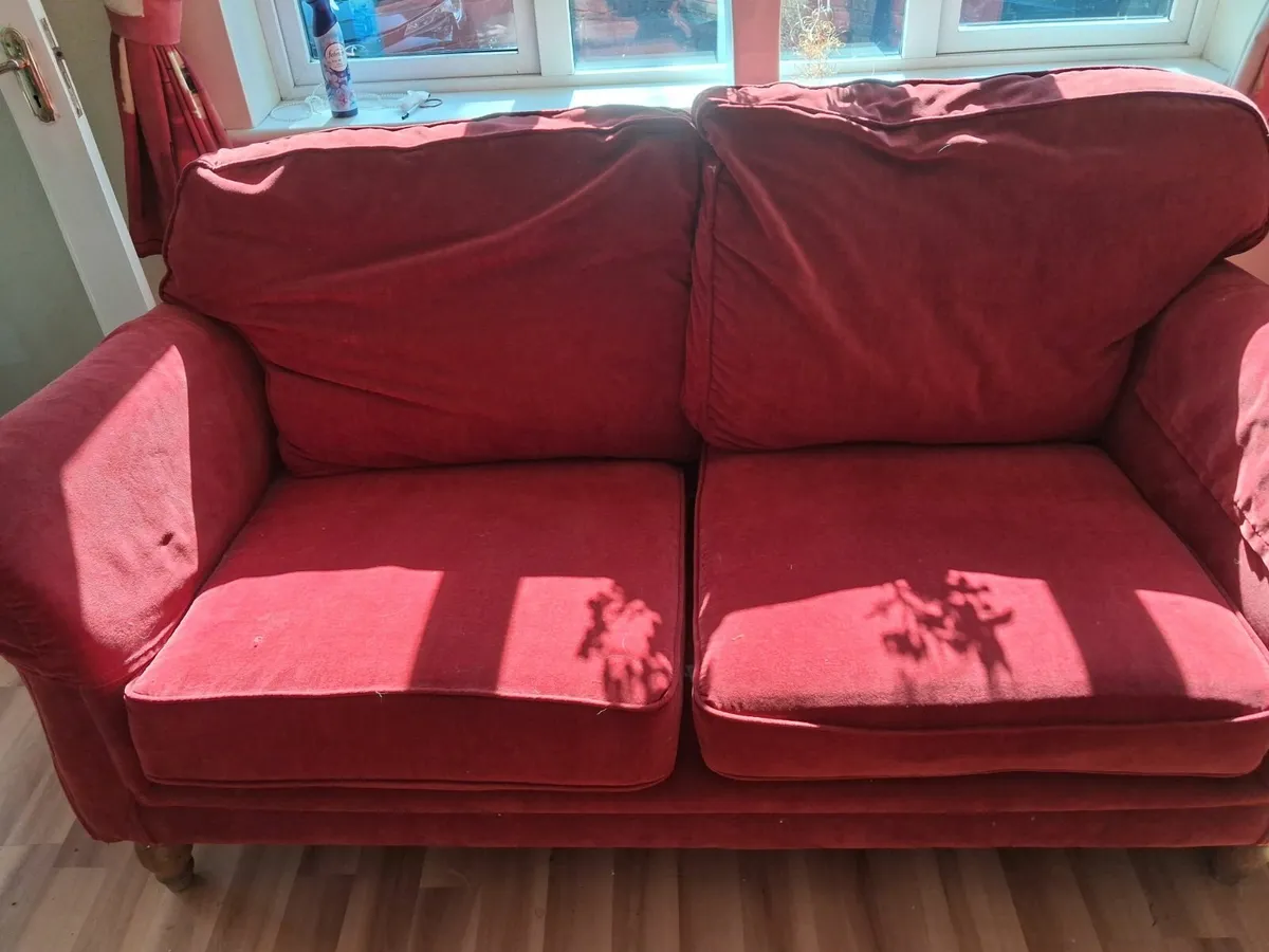 Couch - Image 2