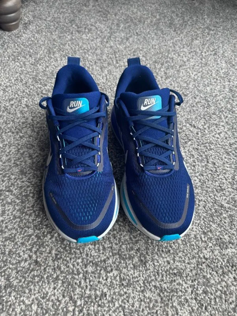 Nike Vomero 18 - Image 3