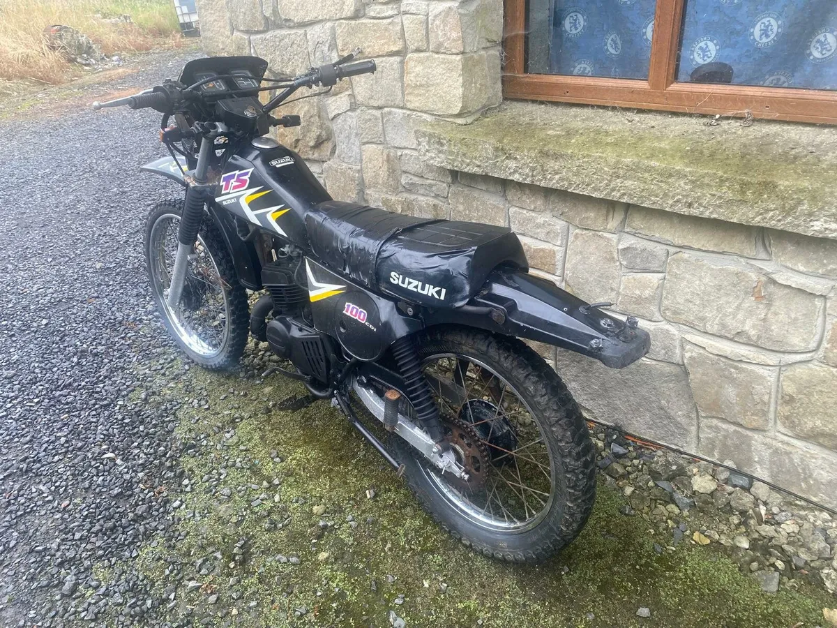 1981 suzuki ts100 - Image 2