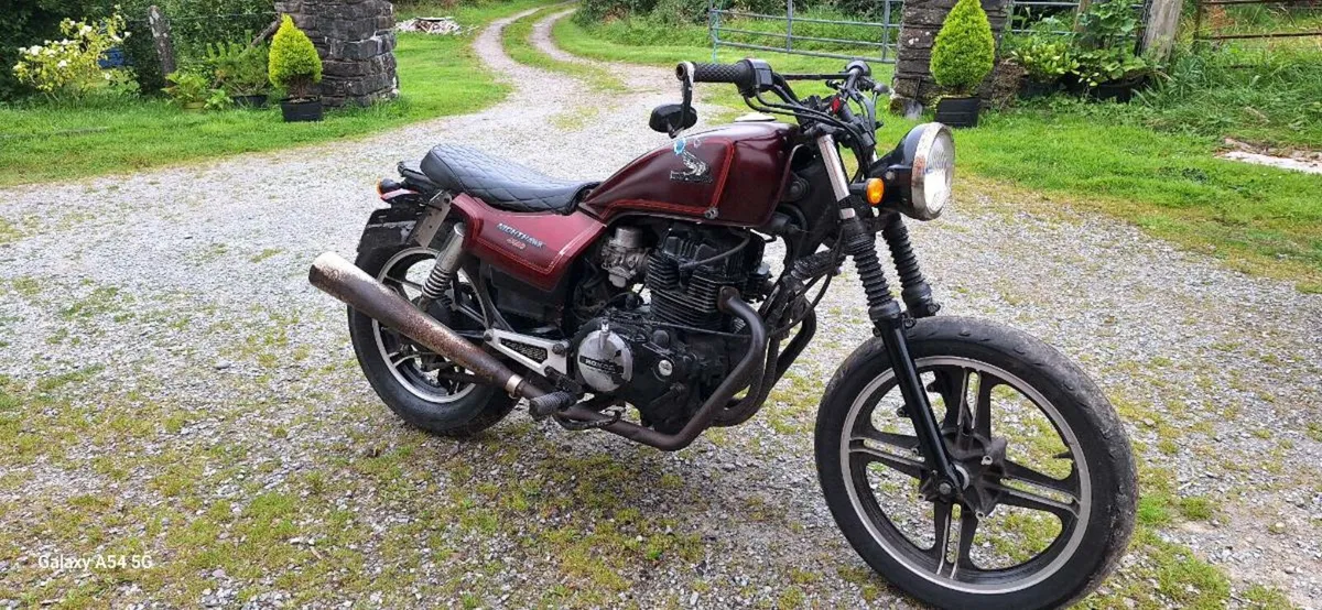 Honda cb nighthawk 450 - Image 1