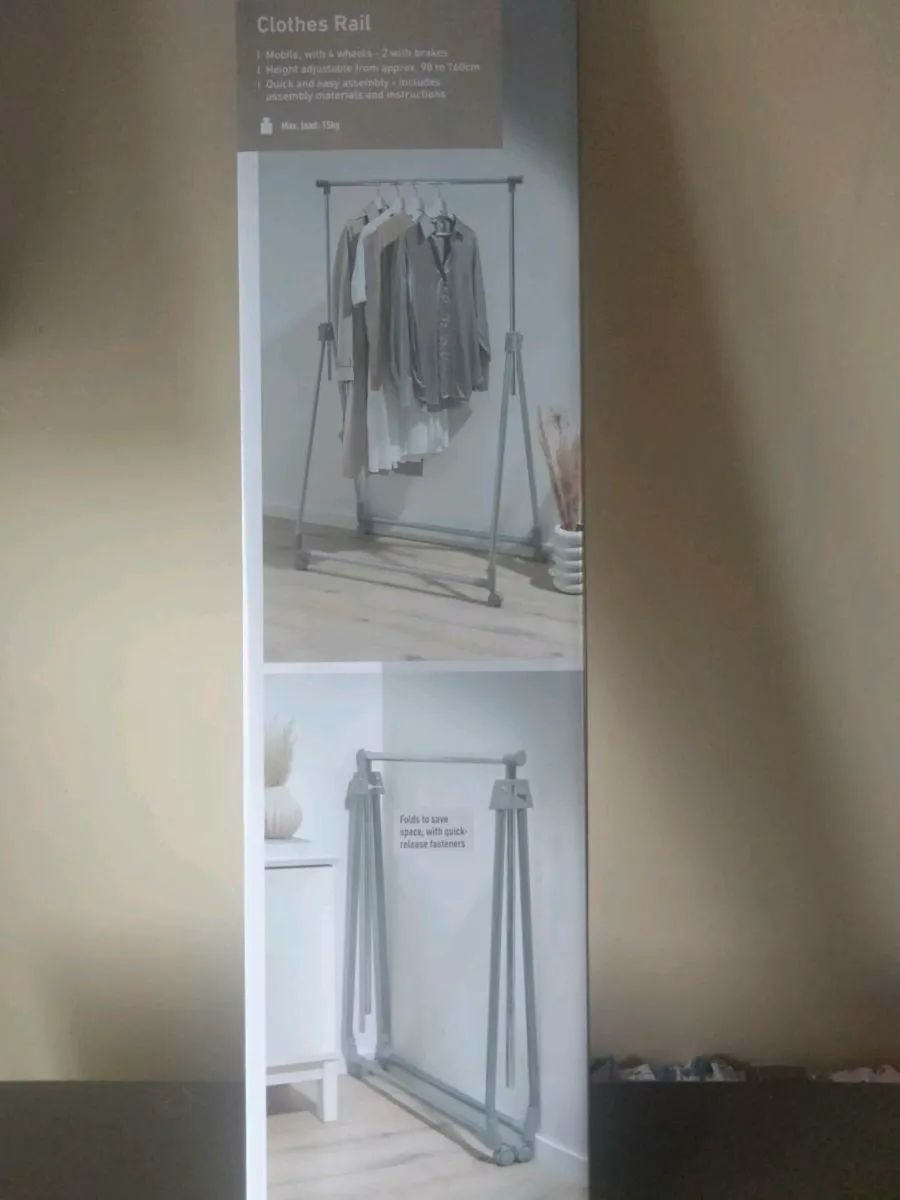 Clothes rail - Image 2