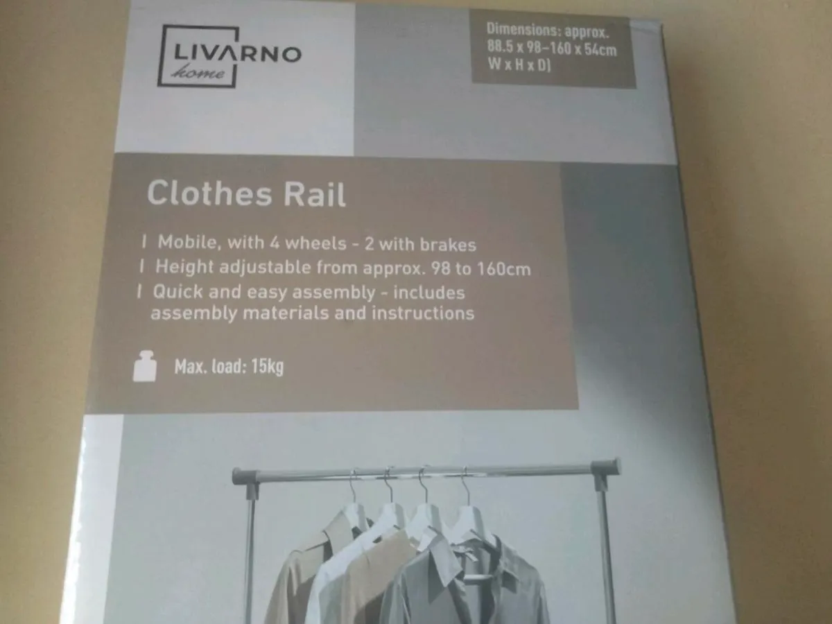 Clothes rail - Image 3