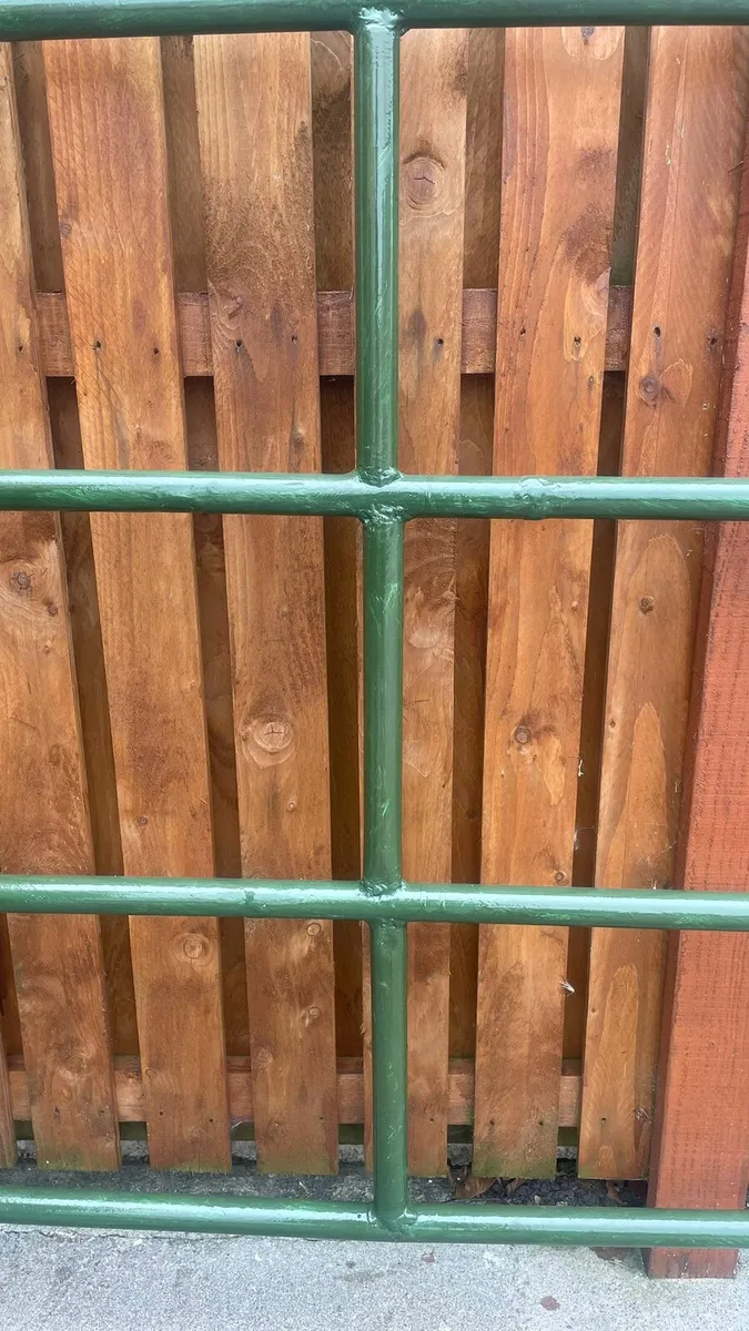 Gate - Image 3