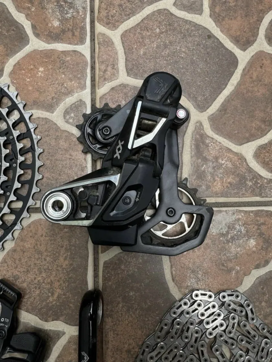 Cycling Groupset. - Image 2