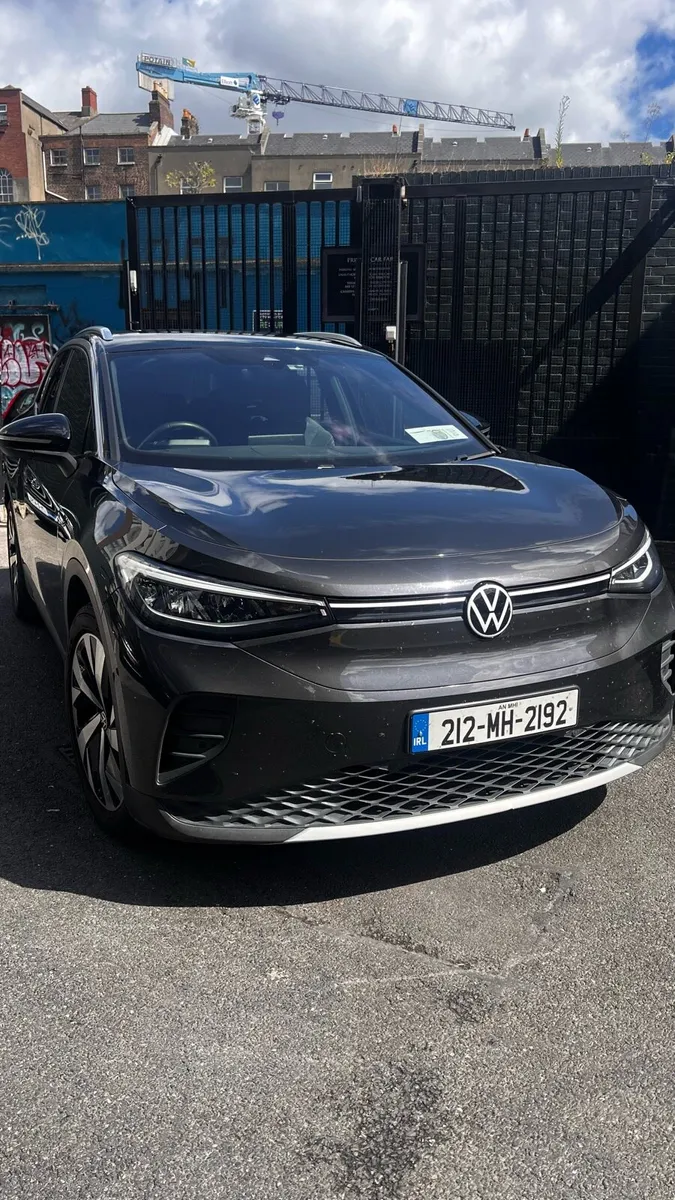 Volkswagen  ID.4 1ST 77kWh (Long Range) - Image 1