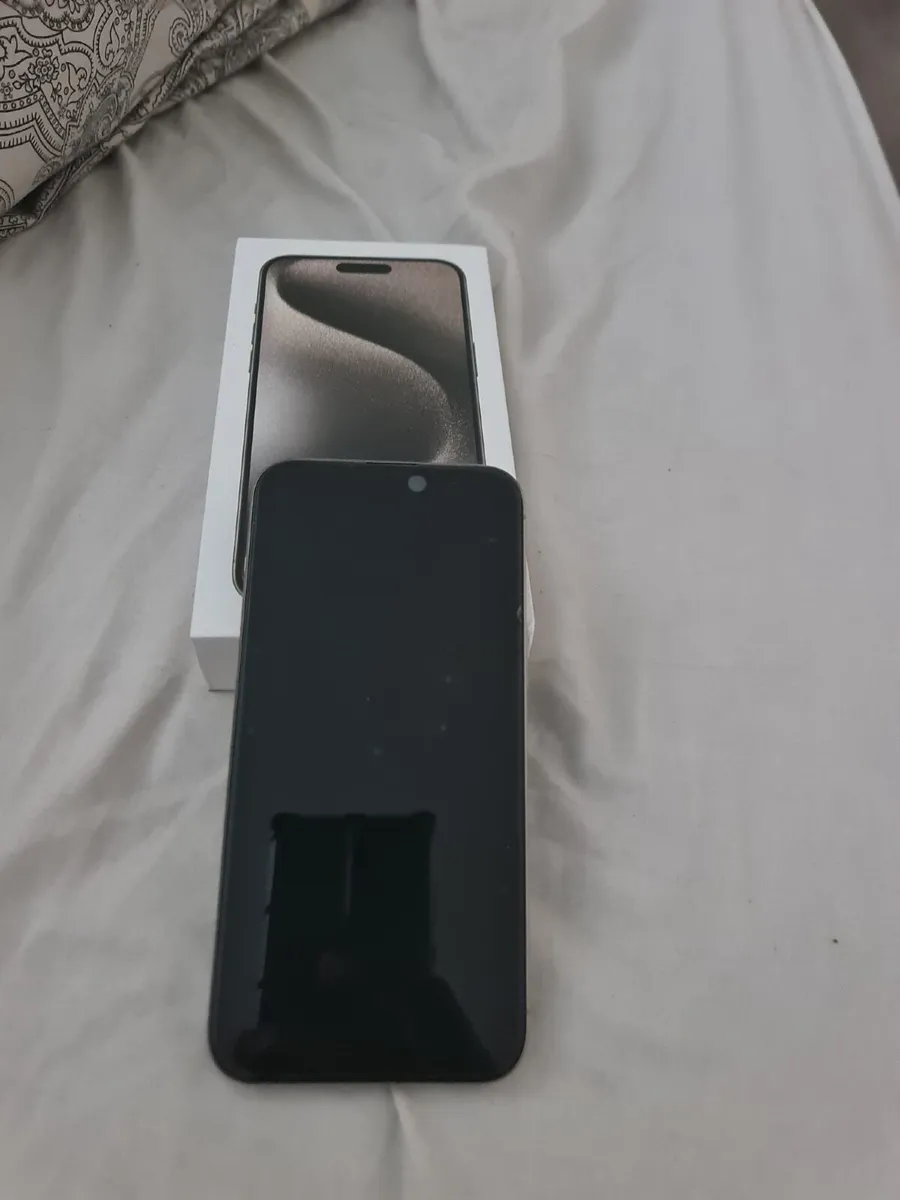 iPhone 15 Pro Max 1TB - Image 2
