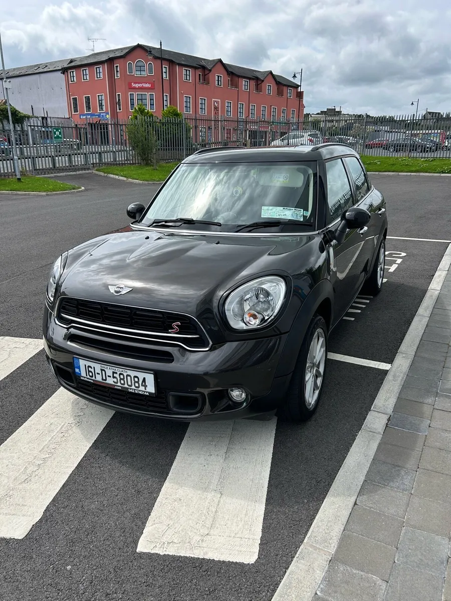 Mini Cooper 2016 - Image 1