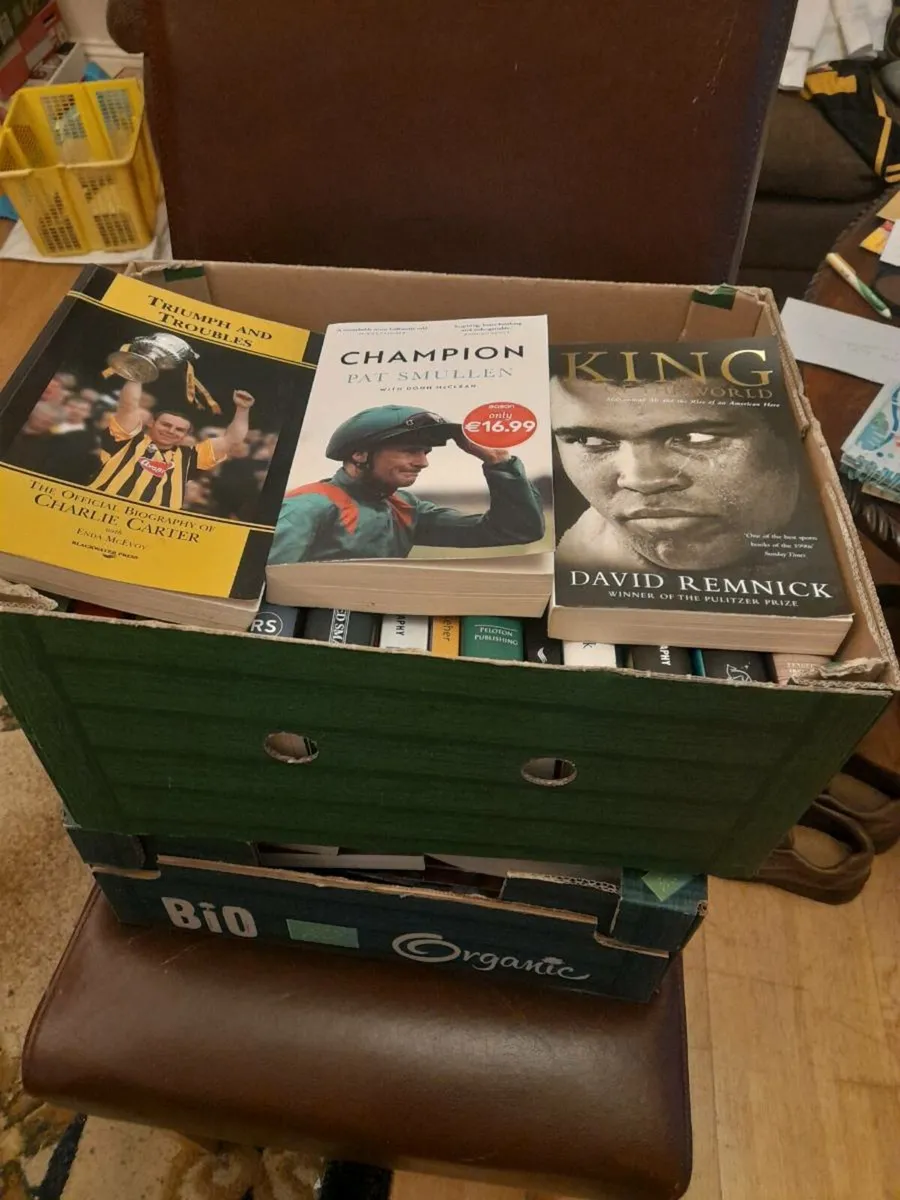 Selection.of.sports.autobiographys - Image 2