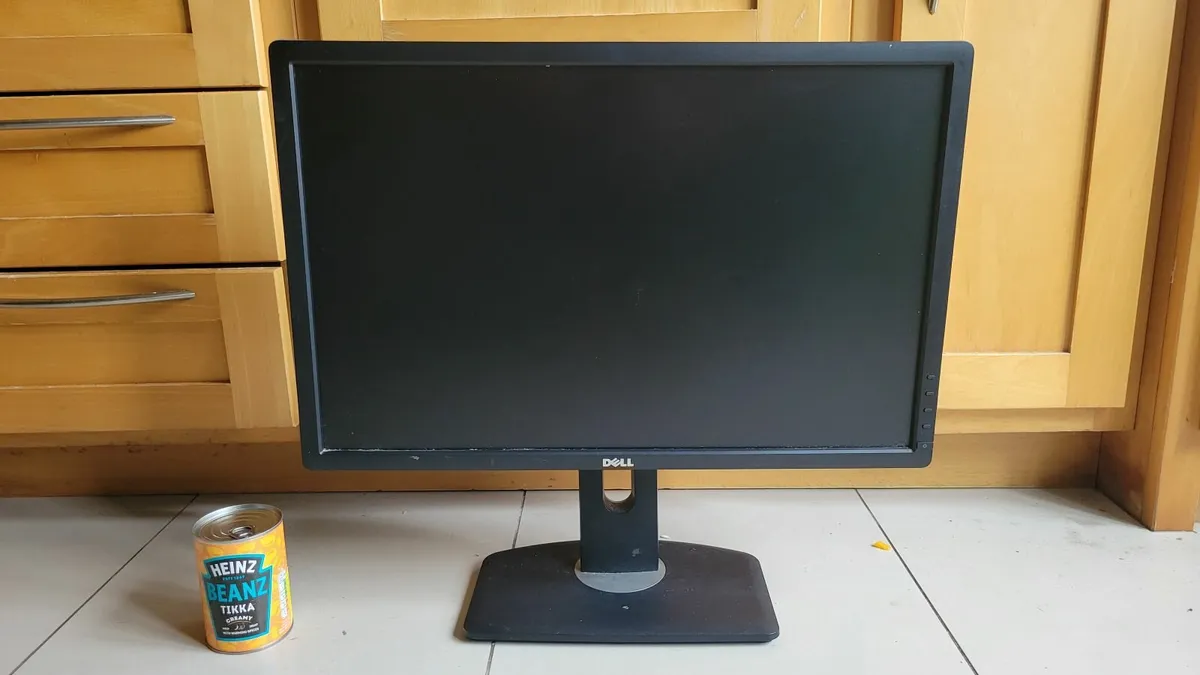 Dell Monitor - 24 inch - Image 1