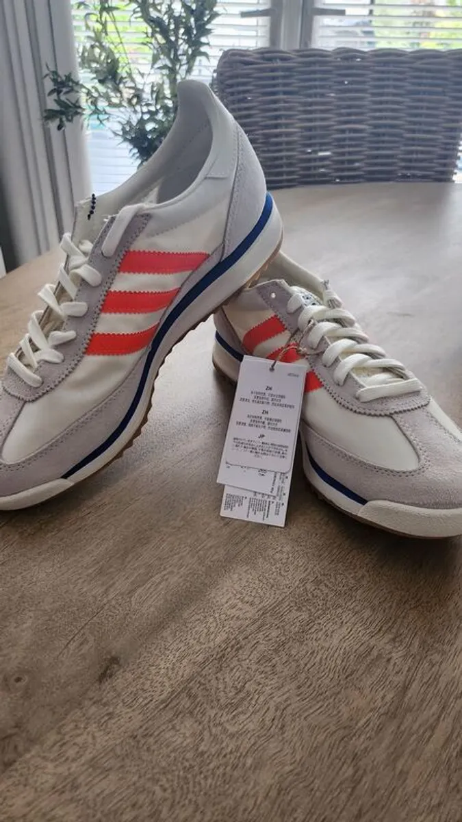 trainers - Image 1