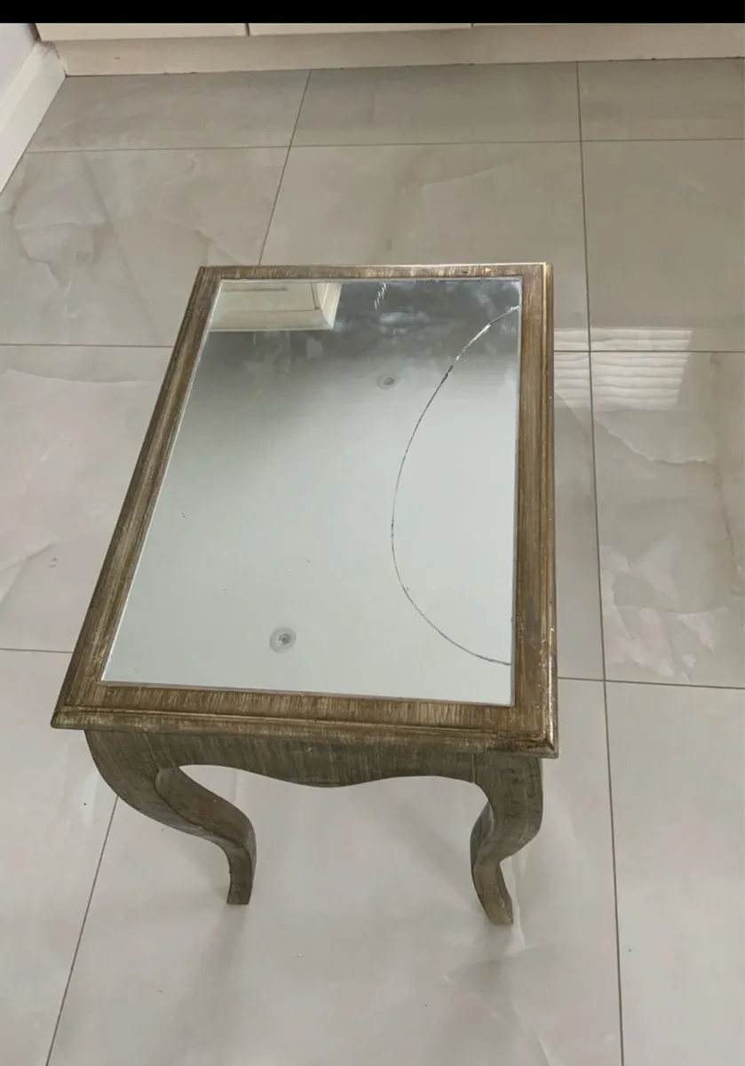 Side table - Image 1