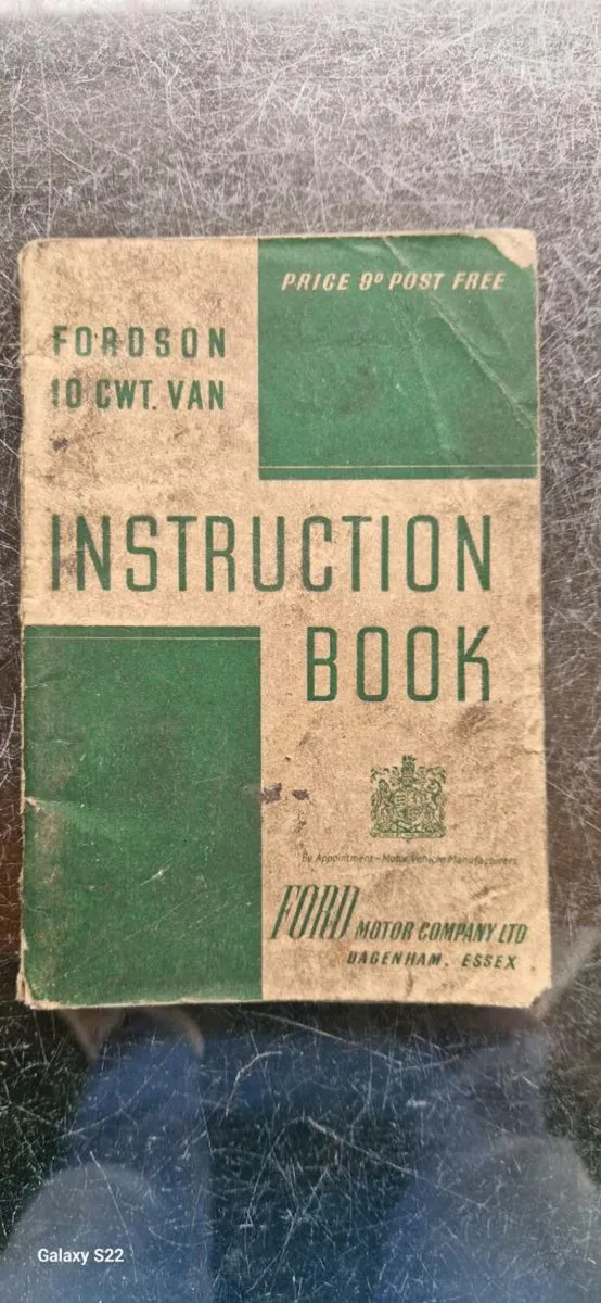 Vintage car manuals - Image 1