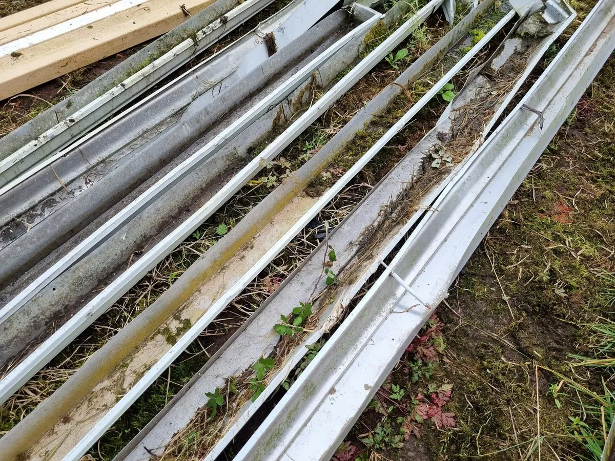 Seamless Aluminium Gutters & Plastic Downpipes - Image 2