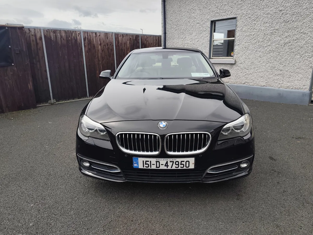 BMW 520D luxury auto low km 2015 - Image 2