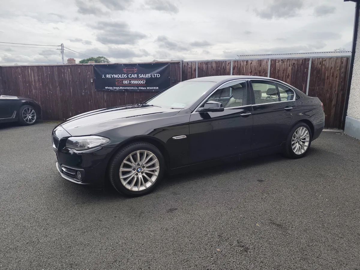 BMW 520D luxury auto low km 2015 - Image 3