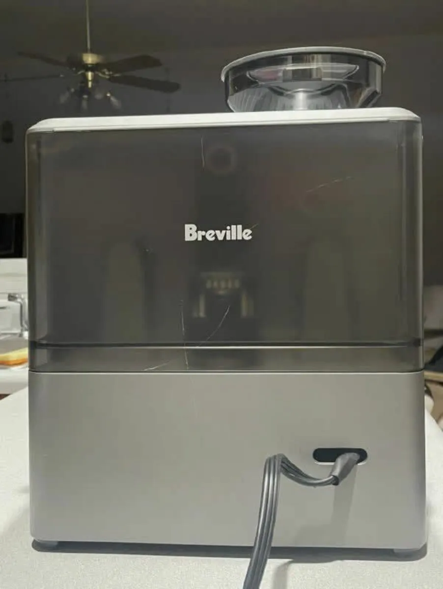 Breville the Barista Express Espresso Machine - Image 4