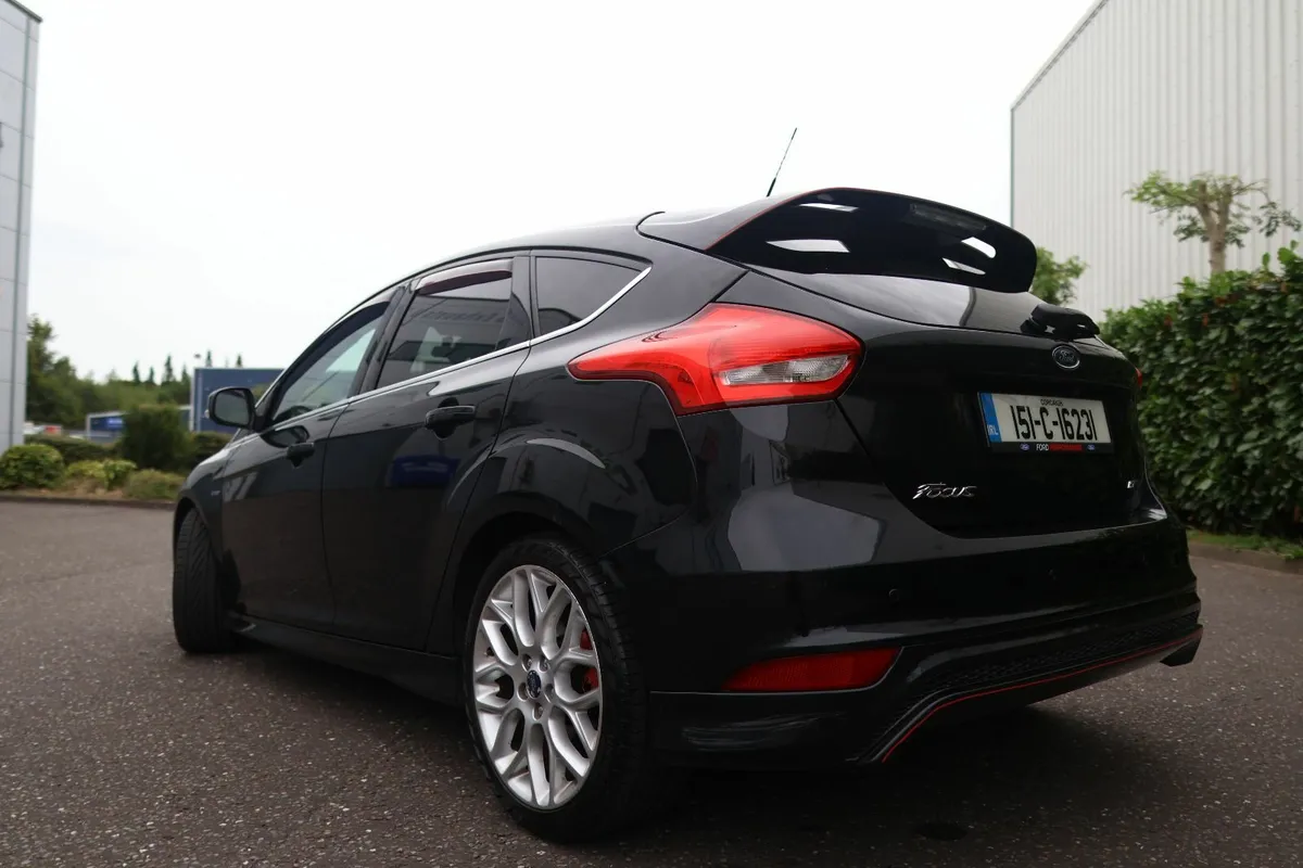 Ford Focus 2015 - Image 3
