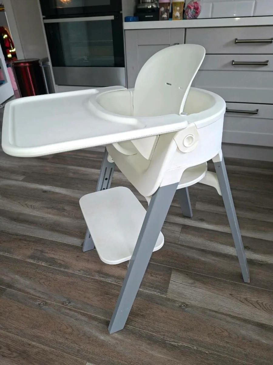 Highchair - Image 1