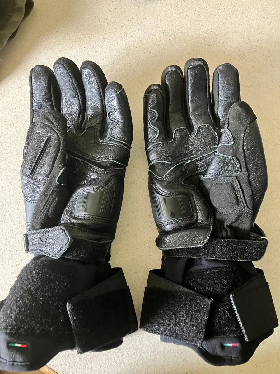 Motorcycle gloves - Image 3