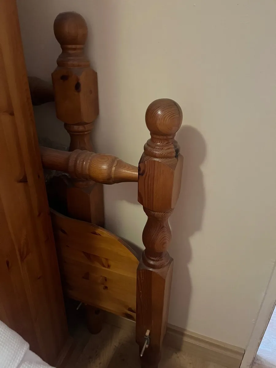 Soil pine wood Bed frame