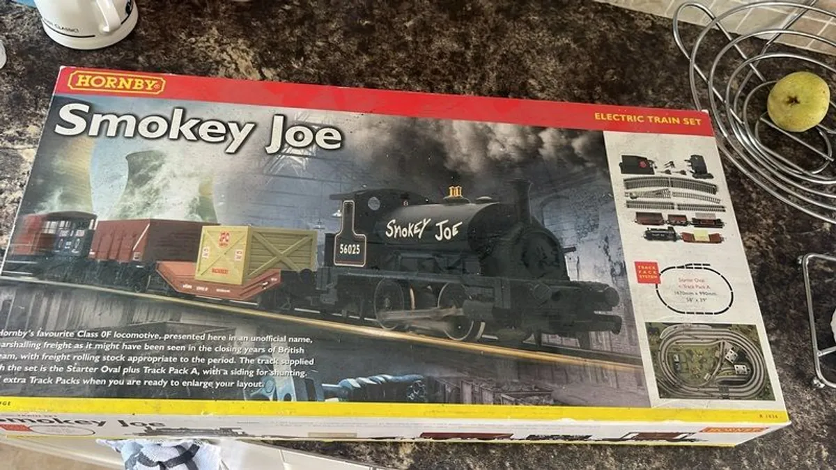 Hornby train set - Image 1