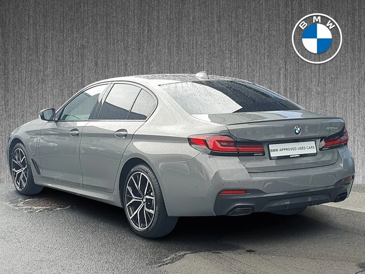 BMW 5 Series 530e M Sport Saloon - Image 3