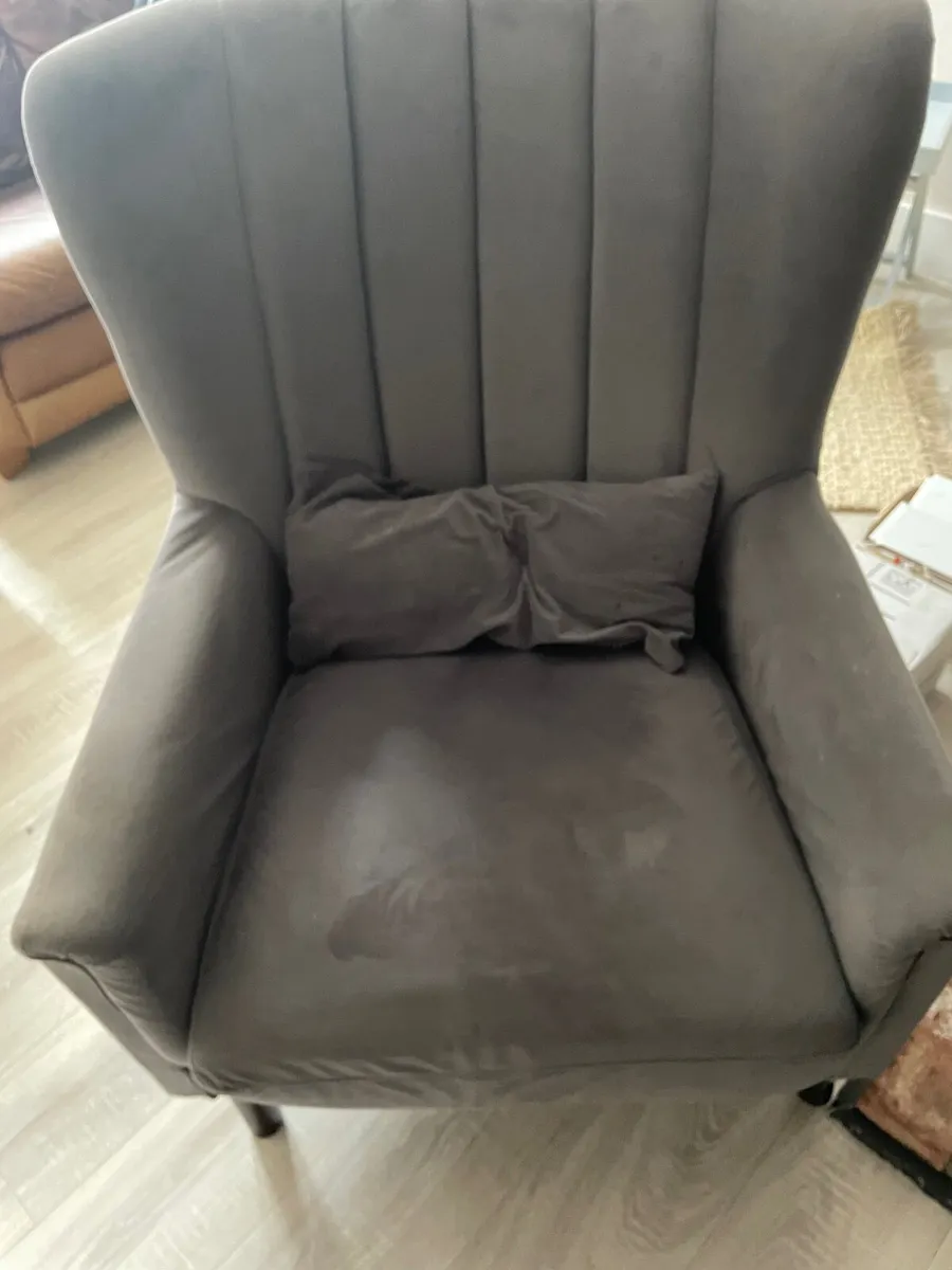 Armchair - Image 1