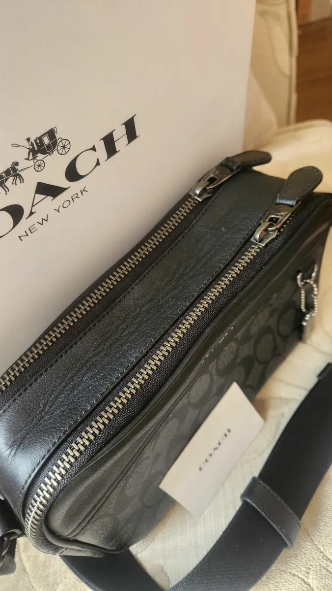 Coach crossbody bag - Image 2