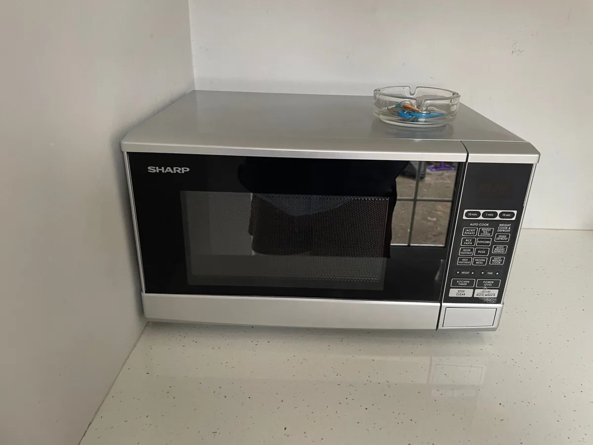 Microwave - Image 1