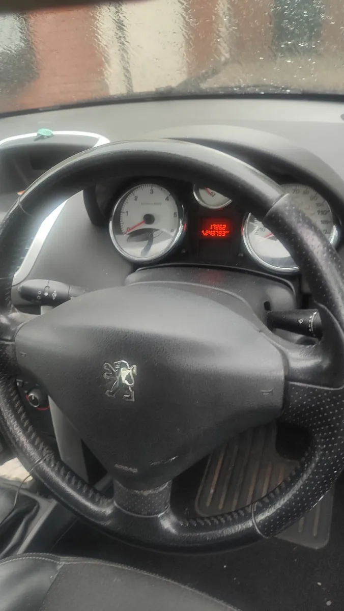 Peugeot 207 2010 243km - Image 3