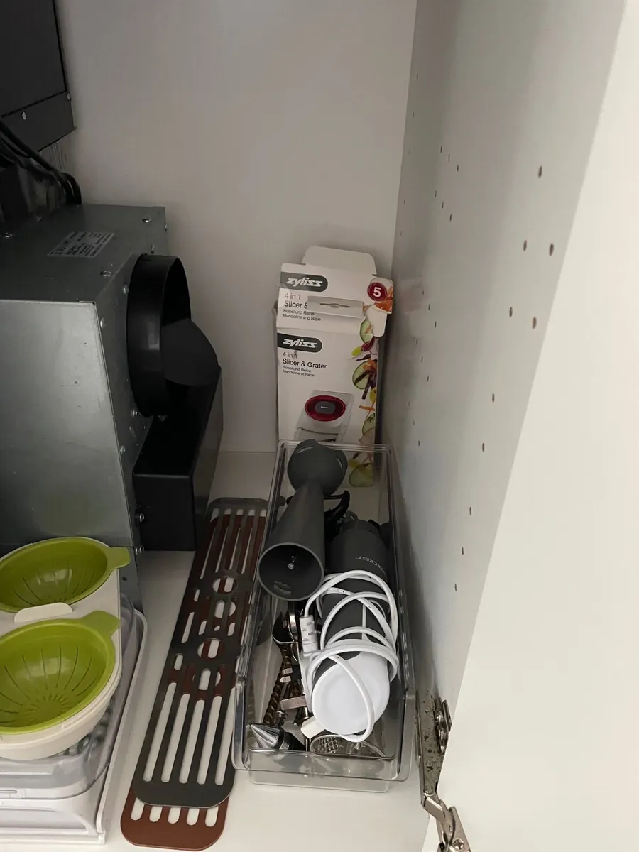Storage jars - Image 2