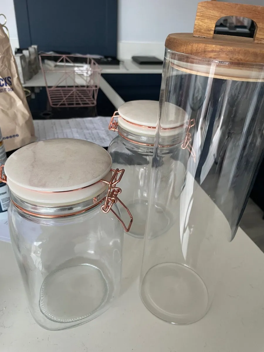 Storage jars - Image 1