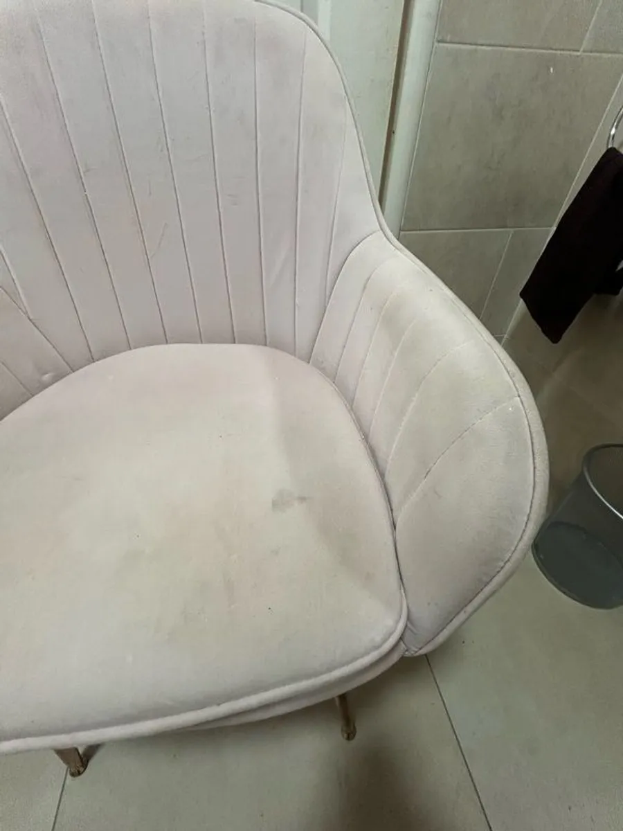 Pink velvet chairs x2 - Image 3