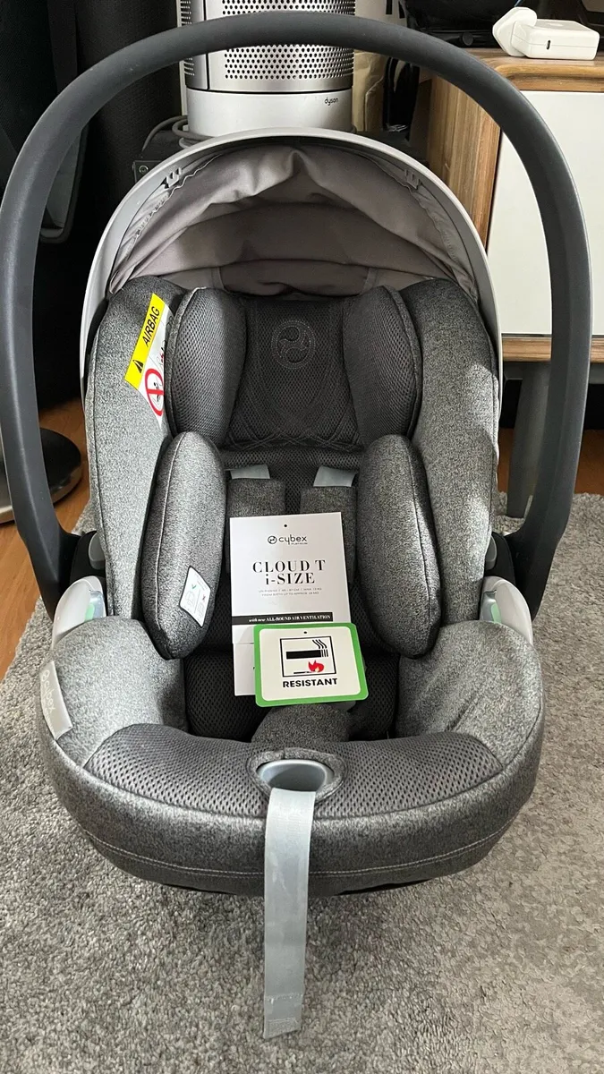 CYBEX CAR SEAT SET - Image 2