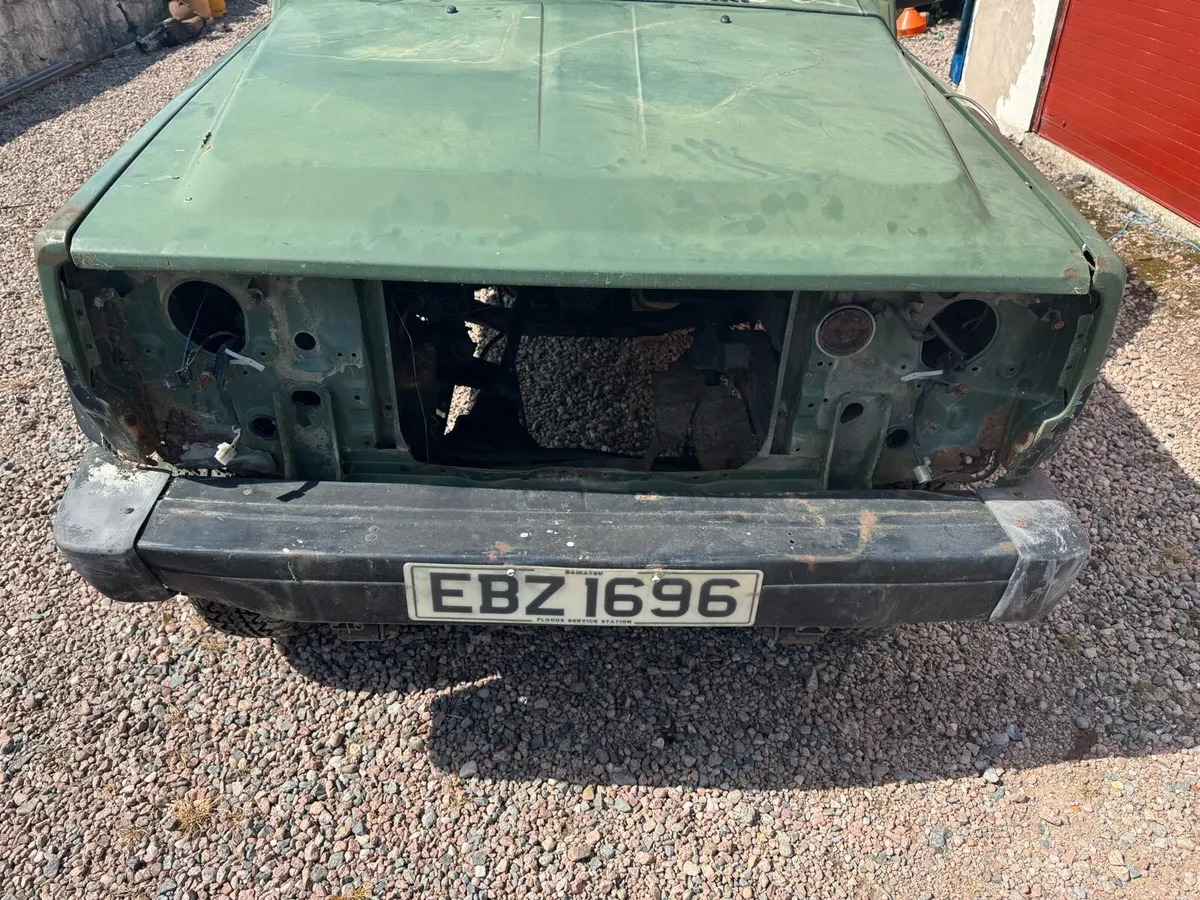 Diahatsu Fourtrak F70 1990 Gen one - Image 2