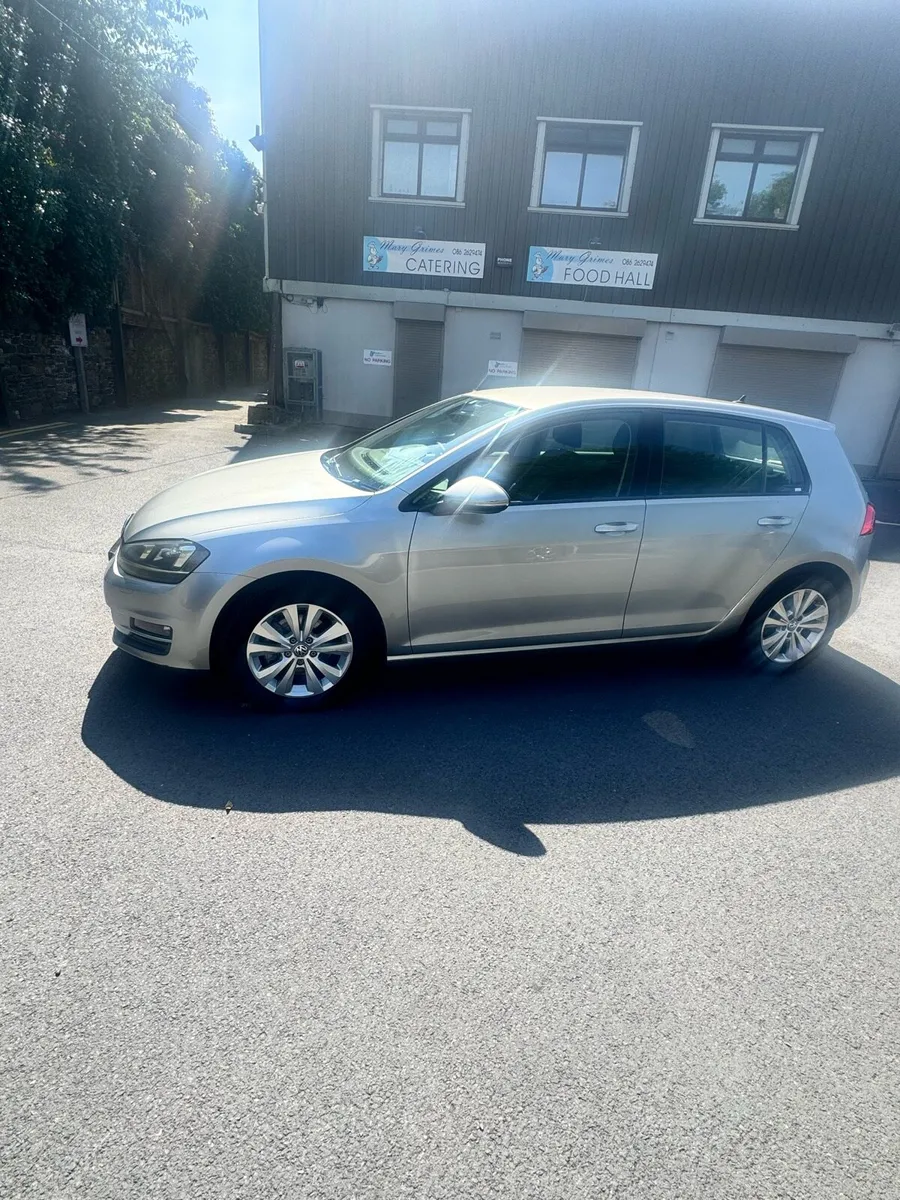 Car - Image 2