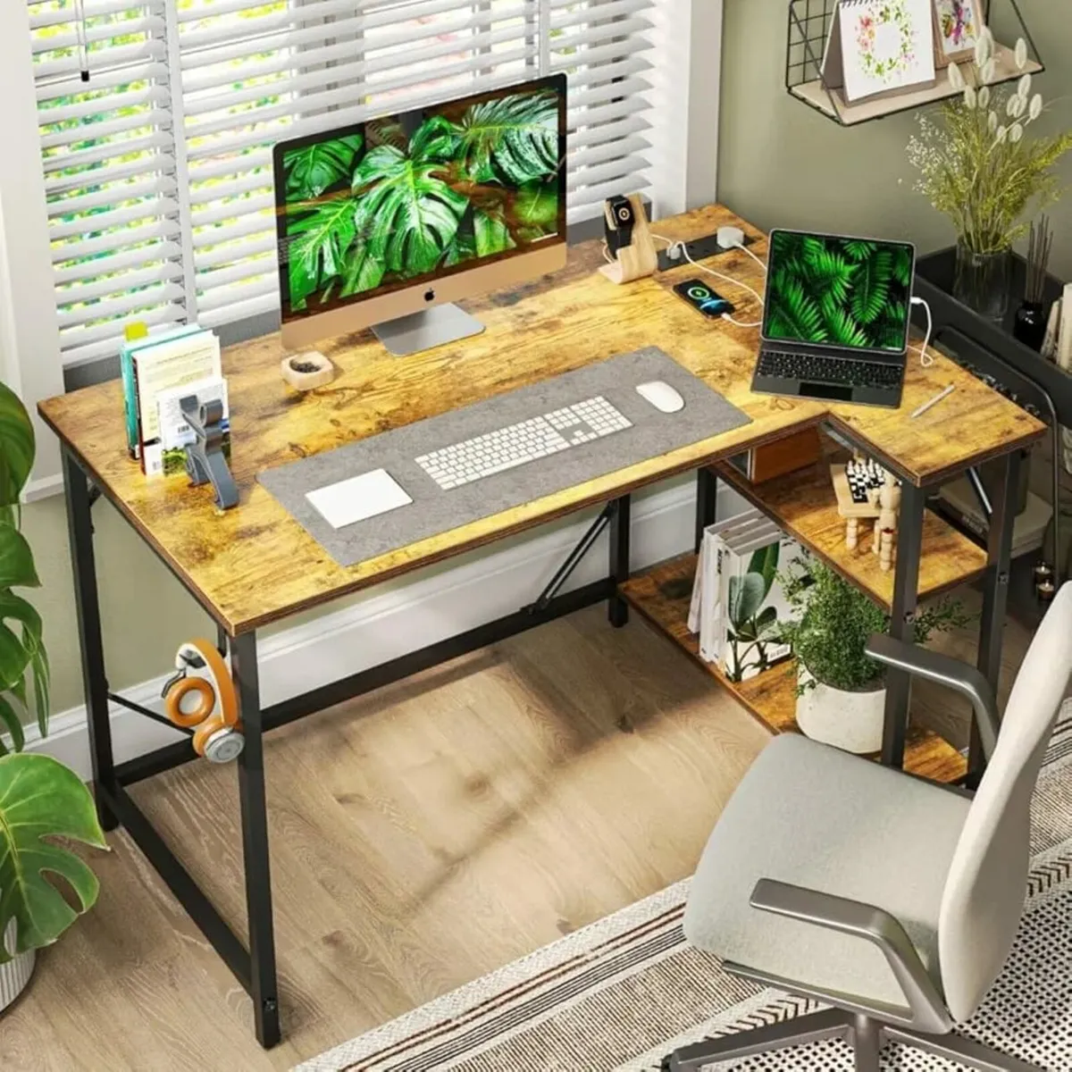 Small L Shaped Desk with Power Outlets&Hooks, 100x - Image 4