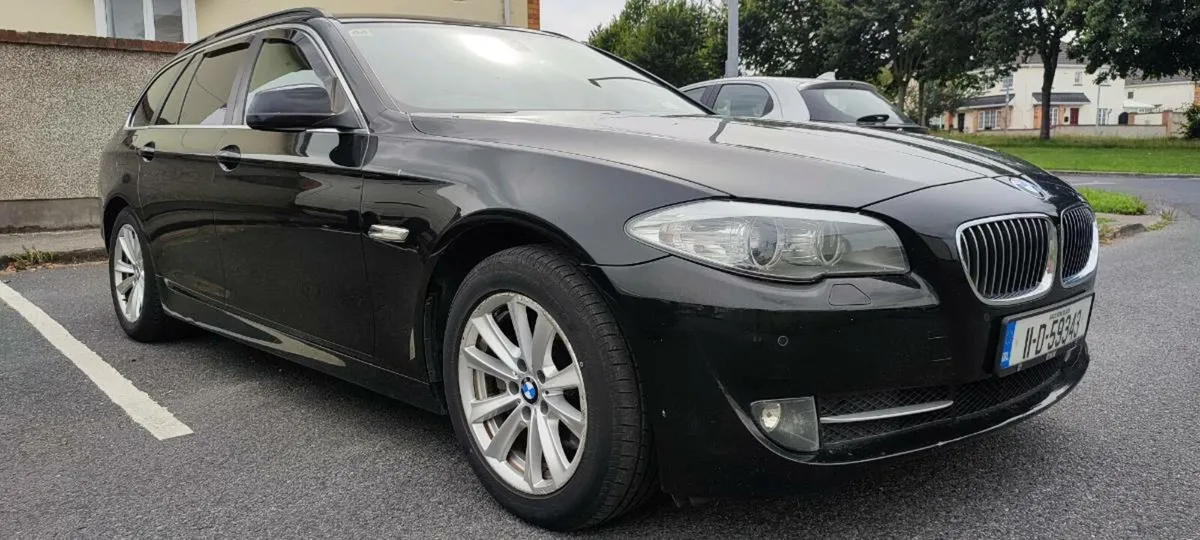 BMW 520 - Image 1