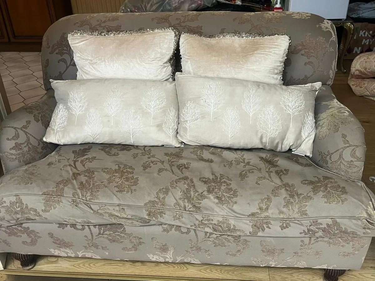 Couch - Image 1