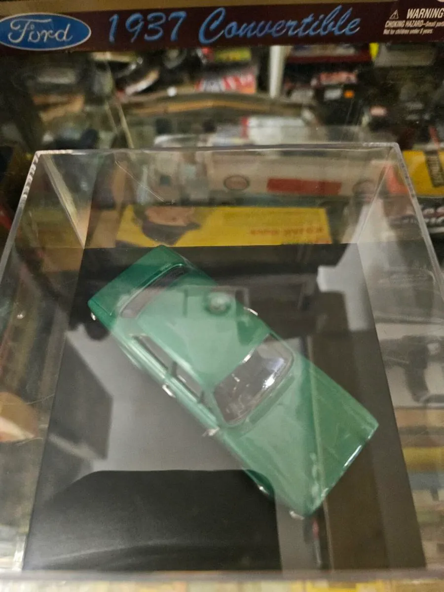 Corgi Trofeu Ford Escort MKI - Image 3