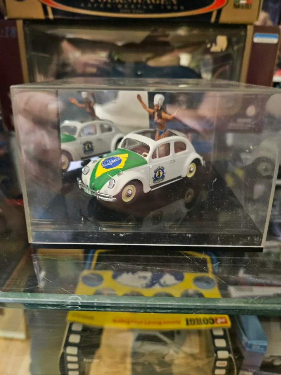 Corgi Vitesse VW Beetle Rio Carnival 1.43 - Image 1