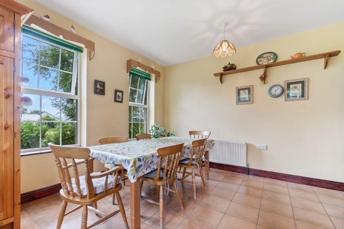 Dining chairs | kitchen chairs - Image 2